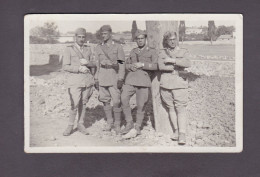 Carte Photo Militaria Italie Armée Italienne Soldati Italiani Tornando Da Una Marcia Retour De Marche ( 3940) - Characters