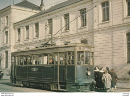 78 VERSAILLES Tram Tramway SVTE N°36 Arrêt Devant La Mairie En Mars 1956 Motrice N°55 Soeurs VOIR DOS - Versailles