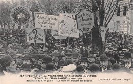 TROYES-en-CHAMPAGNE (Aube) - Manifestation Des Vignerons Champenois, 9 Avril 1911 - Boulevard Du XIV Juillet - La Foule - Troyes