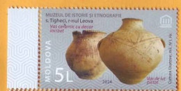 2024 Moldova  „From The Museums’ Patrimony”  Clay And Ceramic Vessels. Usatov Culture.1v Mint - Moldawien (Moldau)