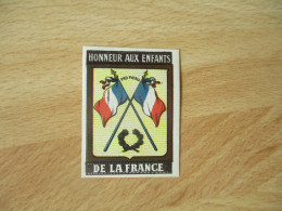 WW 1 VIGNETTE TIMBRE HONNEUR AUX ENFANTS DE LA FRANCE ERINNOPHILIE - Military Heritage