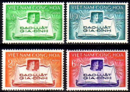 Süd-Vietnam Mi.Nr. 200-203 Familiengesetz (4 Werte) - Viêt-Nam