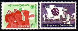 Süd-Vietnam Mi.Nr. 347-348 10 Jahre Landjugendorganisation "4T" (2 Werte) - Vietnam