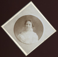 ARAD 1890. Ca. Ravasz : Hölgy, Visit Fotó (kocka) - Anciennes (Av. 1900)