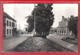 Carte Postale 27.  Bueil  La Gare  Très Beau Plan - Other & Unclassified