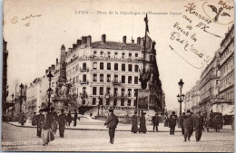 69 LYON - Place De La Republique Et Monument Carnot - Autres & Non Classés