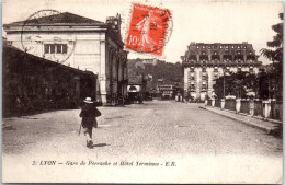 69 LYON - Gare De Perrache Et Hotel Terminus - Andere & Zonder Classificatie