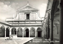 ITALIE - Montecassino - Chiostro Dei Benefattori E Facciala Della - Carte Postale Ancienne - Autres & Non Classés