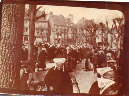 Photographie Vintage Photo Snapshot Tréguier Côtes DArmor Breatgne Coiffe Marché - Orte