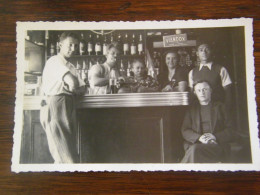 C.P.A.- Carte Photo - Lisses (91) - Intérieur Café Rendez Vous Pêcheurs - Patron Vaillant Clients - 1940 - SUP (HX 7) - Sonstige & Ohne Zuordnung