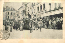 60 - Compiègne - Fêtes De Jeanne D'Arc - Le Cortège - La Guivre De La Forêt - Animée - CPA - Oblitération Ronde De 1935  - Compiegne