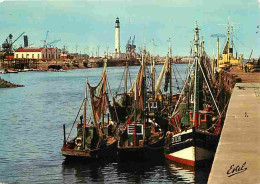 59 - Dunkerque - Le Port - Le Phare - Bateaux - Carte Neuve - CPM - Voir Scans Recto-Verso - Dunkerque