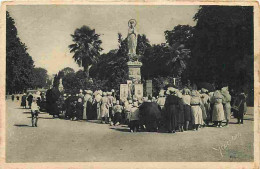 65 - Lourdes - Ville Connue Pour Son Pèlerinage Chrétien - CPA - Voir Scans Recto-Verso - Lourdes