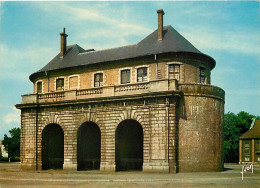 59 - Douai - Porte De Valenciennes - CPM - Voir Scans Recto-Verso - Douai