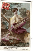 I93. Vintage French Greetings Postcard. April Fools Day. Lady With Large Fish. - 1er Avril - Poisson D'avril