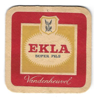 95a Brij. Van Den Heuvel Brussel Ekla Super Pils 95-95 Grote Hoeken (gaatje) - Beer Mats