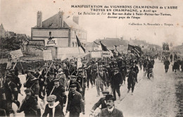 C P A  -  10. -  TROYES - Manifestation Des Vignerons Champenois De L'aube 9 Avril 1911 Le Bataillon De Fer - Troyes