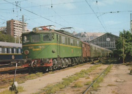 ZUG Schienenverkehr Eisenbahnen Vintage Ansichtskarte Postkarte CPSM #PAA794.DE - Trains