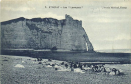 ETRETAT  Les " Laveuses " Librairie Médrinal Etretat RV - Etretat