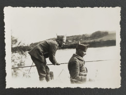 Photo Ancienne Militaire Soldat Pêche 1939 - Guerre, Militaire