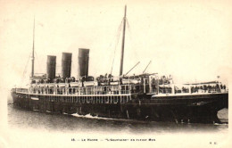 Paquebot "L'Aquitaine" En Pleine Mer - LE Havre - Paquebots