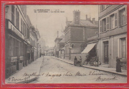 Carte Postale 27. Louviers  La Rue Du Quai  Très Beau Plan - Louviers