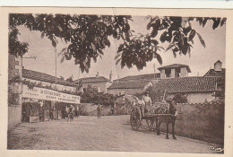 *** 24  ***  SAINT LEON SUR L'ISLE AVENUE DE LA POSTE --  TB Pli Peu Visible écrite - Autres & Non Classés