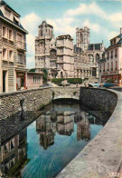 27 - Evreux - La Cathédrale Vue De La Promenade De L'Iton - Carte Dentelée - CPSM Grand Format - Voir Scans Recto-Verso - Evreux