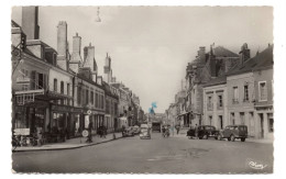 41 LOIR ET CHER - VENDOME Faubourg Chartrain, Pompe à Essence En Pleine Rue Sans Garage - Vendome