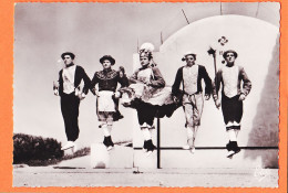 21210 / N/B BIARRITZ OLDARRA Ballets BASQUES Euskadi 5 Principaux Danseurs MASCARADE SOULETINE 1950s CHATAGNEAU 1 - Biarritz