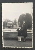 Photo Ancienne Mère Et Son Fils Périgueux 1942 - Anonymous Persons