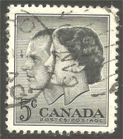 XZ01-0034 Reine Queen Elizabeth 5c Canada - Familles Royales