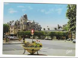 Vernon - La Place D'Evreux - N°608  # 11-23/25 - Vernon