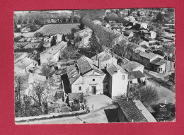 SAINT ETIENNE DU GRES - 13 - EN AVION AU DESSUS DE ... -L'Eglise Et La Route D'Arles - 1960 - Autres & Non Classés