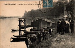 N°3517 W -cpa Ris Orangis -les Bords De La Seine Et L'estacade- - Ris Orangis