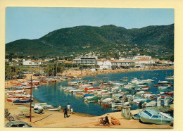 83. CAVALAIRE-SUR-MER – Le Port (animée) (voir Scan Recto/verso) - Cavalaire-sur-Mer