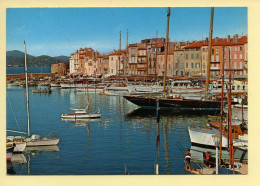 83. SAINT-TROPEZ – Le Port (animée) (voir Scan Recto/verso) - Saint-Tropez