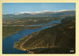 83. MONTAUROUX – Le Lac De St-Cassien / Au Loin Les Alpes Enneigées (voir Scan Recto/verso) - Montauroux