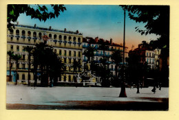 83. TOULON – Place De La Liberté (animée) CPSM (voir Scan Recto/verso) - Toulon