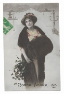 CPA Circulée En 1914 - Bonne Année - EKP 1315 - Femme En Manteau Et Manchon De Fourrure - - Año Nuevo