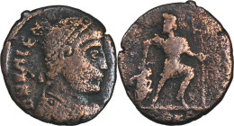 ROME - Nummus - VALENS - Empereur Tenant Un Labarum Et Tirant Un Captif - 20-062 - The End Of Empire (363 AD Tot 476 AD)