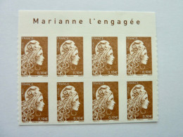 France , Marianne De L'engagée 10 C #1596 Bloc De 8 Avec Titre Adhésif - Unused Stamps