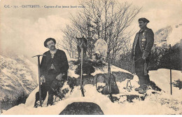 CAUTERETS - Capture D'un Jeune Izard Vivant - Très Bon état - Cauterets