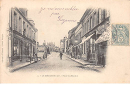 LE MERLERAULT - Place Du Marché - Très Bon état - Le Merlerault