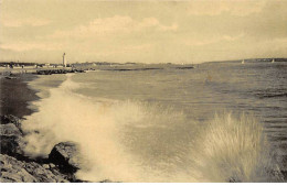 CANNES - Promenade Du Midi Par Un Coup De Mer - Très Bon état - Cannes