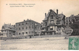 VILLERS SUR MER - Digue Promenade - Ancien Casino Et Villa " Les Algues " - Très Bon état - Villers Sur Mer