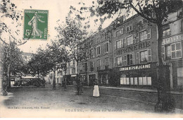 ROANNE - Place Du Marché - Très Bon état - Roanne