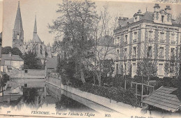 VENDOME - Vue Sur L'Abside De L'Eglise - Très Bon état - Vendome