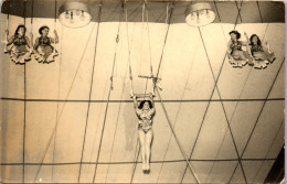 CP Carte Photo D'époque Photographie Vintage Cirque Trapèze Trapèziste Circus  - Non Classés