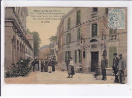 NERIS-les-BAINS: Rue Boisrot-desserviers, Ventes Des Fleurs Sur Le Trottoir - état - Neris Les Bains